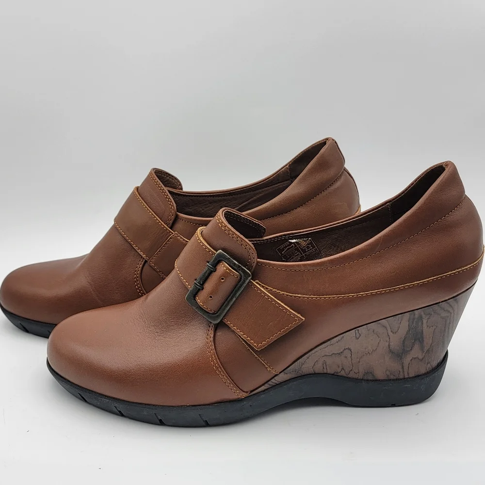Sanita Brown Shoes Wedge Heel‎ Pumps w/ Buckle Maralyn SIZE 40; US 9.5. #1617